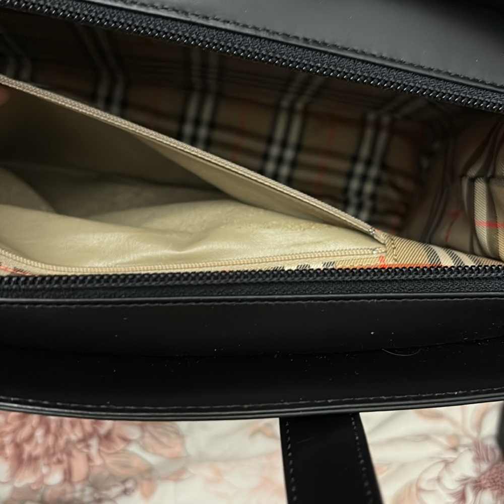 Burberry Black Leather Briefcase medium size with Signature Check - Picture 8 of 16